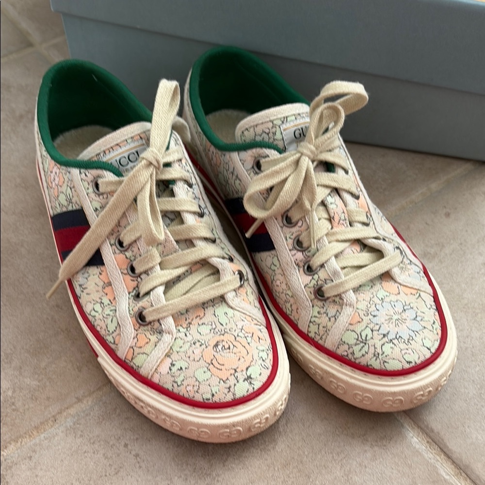 Gucci women Floral Sneakers - Cream and Green size 37